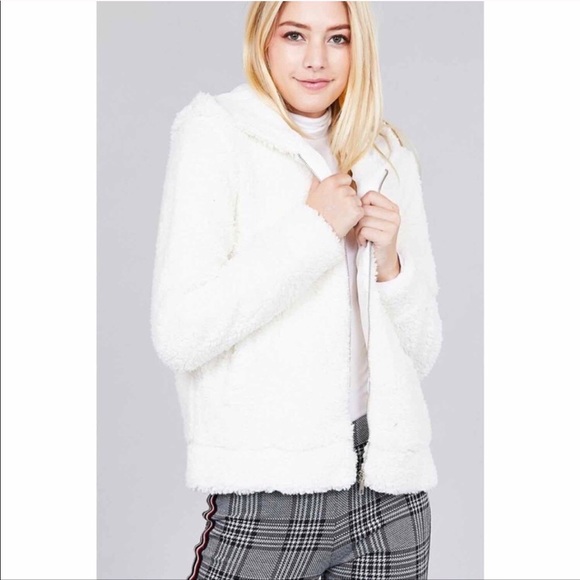 New! Clearance White Faux Fur Zip SOFT Jacket - Picture 2 of 4